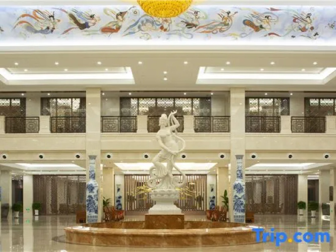 Tianhe Hotel