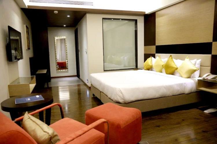 Luxury Suite