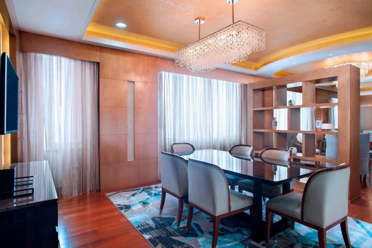 Executive Double Suite with city view