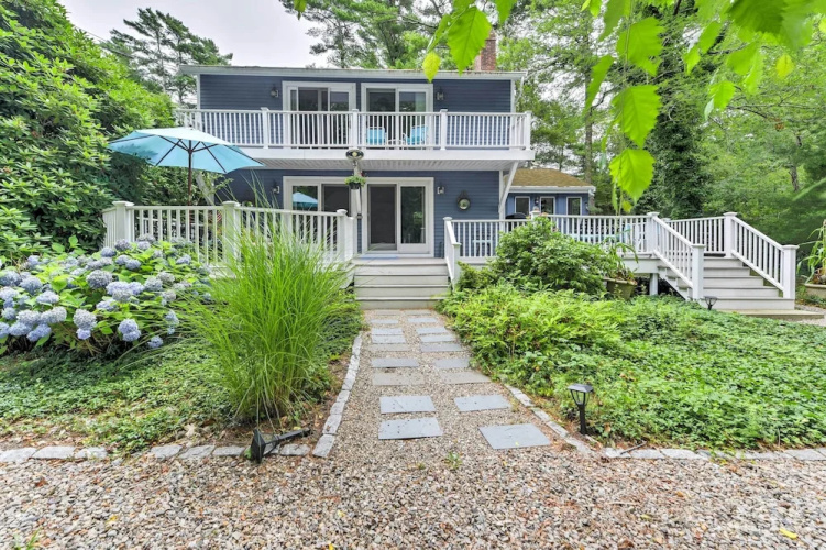 Mashpee House w/ Wraparound Deck - Walk to Beach!