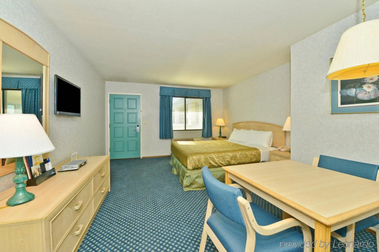 Good Living Inn