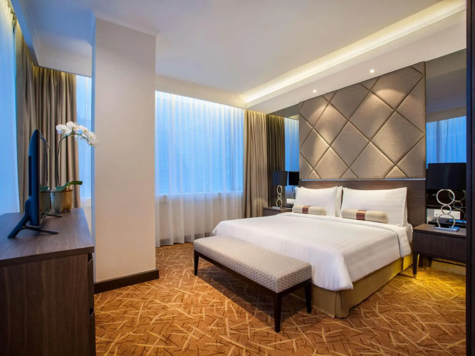 Menara Peninsula Hotel Jakarta