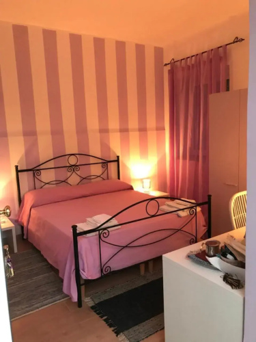 B&B CasAmica
