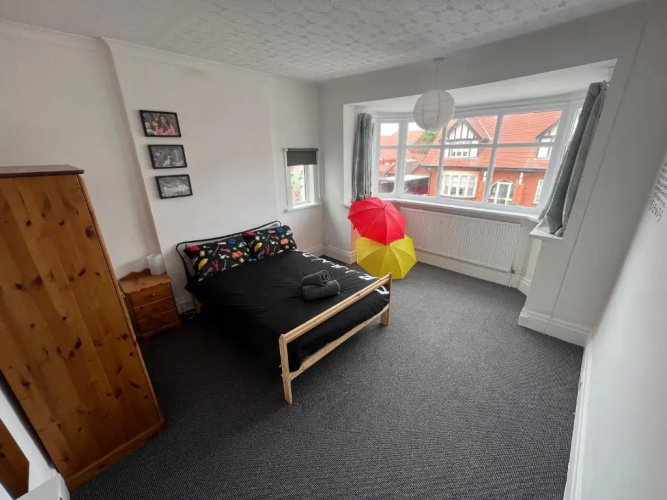 Friends House, Hot Tub, Sleeps 8