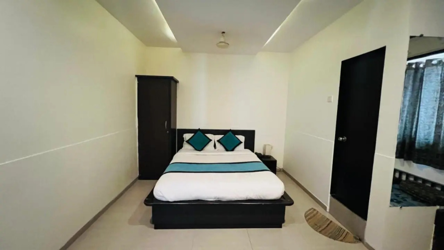 Farm House Residency