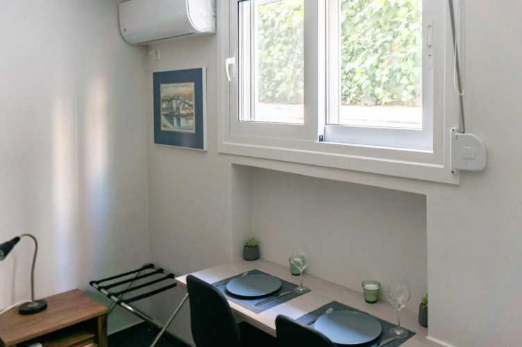 Pan's Cave Studio in Plaka
