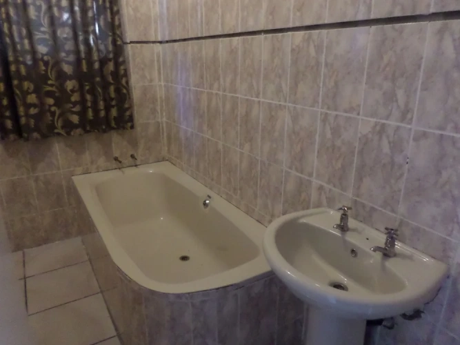 Standard Twin room with balcony