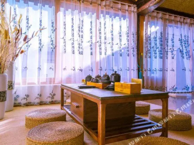 Yiyun Xiangju Manshiguang Courtyard