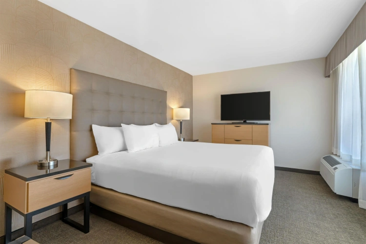 2 Bedrooms Double Suite