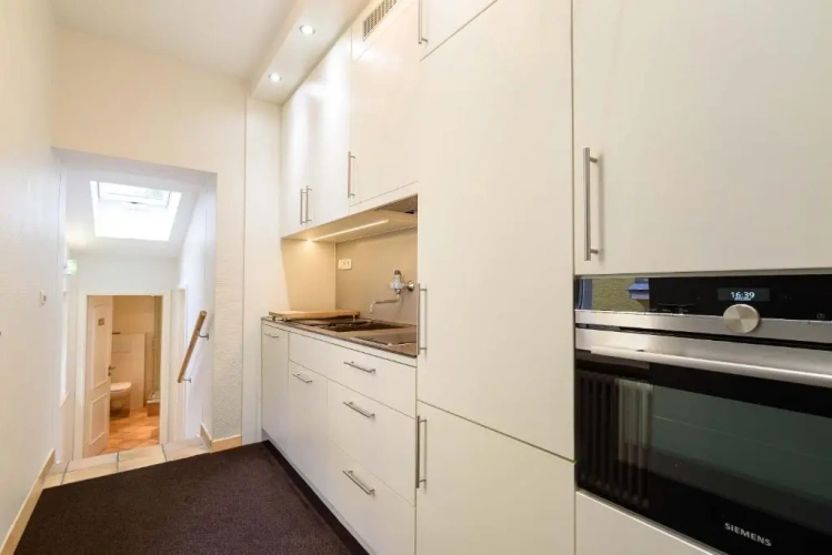Apartment with garden view