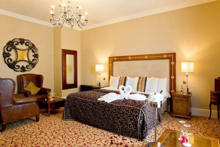 Annebrook House Hotel