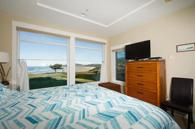 Lighthouse View at Shoreline Ridge