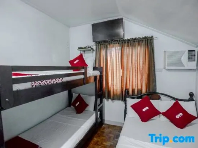 Deluxe Family Suite