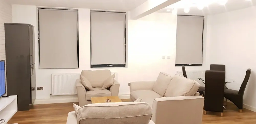 2 Bedrooms Apartment