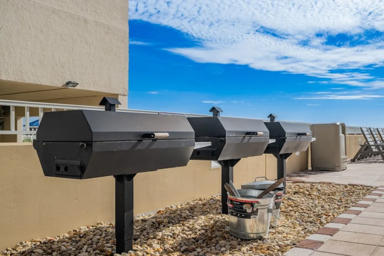 Phoenix Gulf Towers 407 3 Bedroom Condo