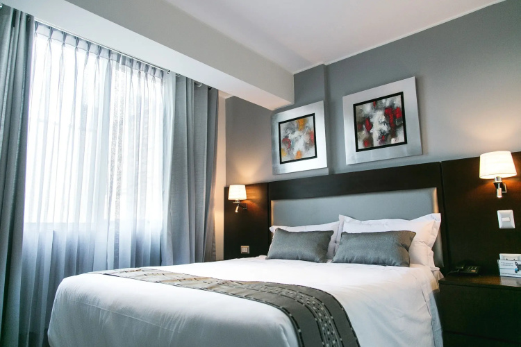 Petit Palace Apart Hotel Suites