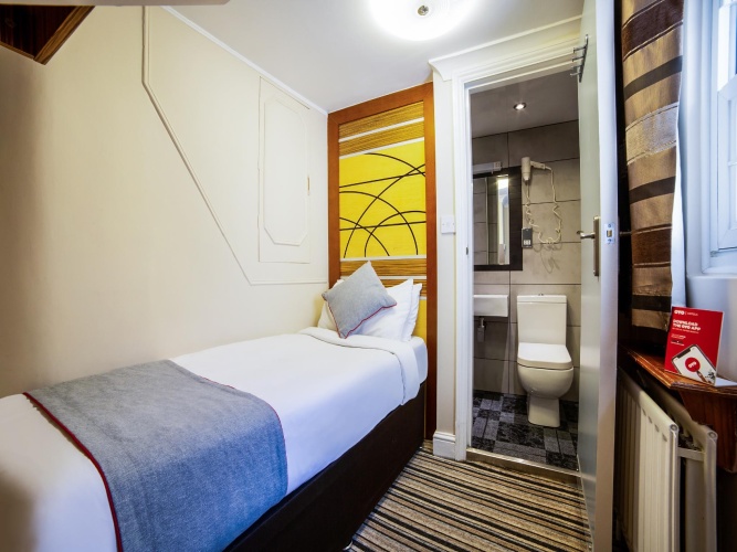 Standard Single room