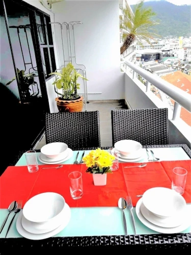 2 Bedrooms Apartment