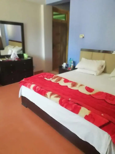 Centurian Hotel Naran