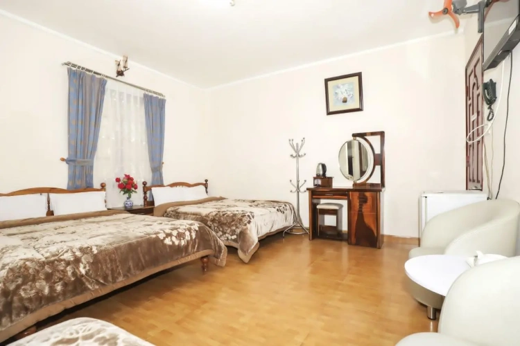 Superior Quadruple room