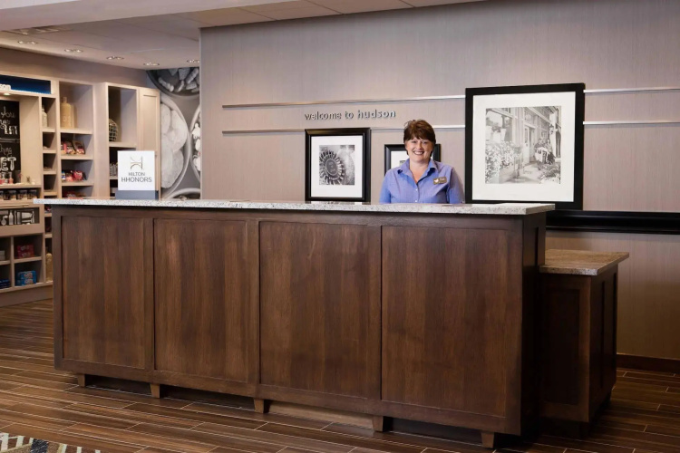 Hampton Inn & Suites Hudson