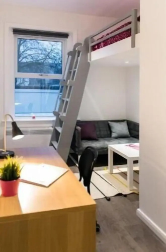 Spacious Student Ensuite Finsbury House