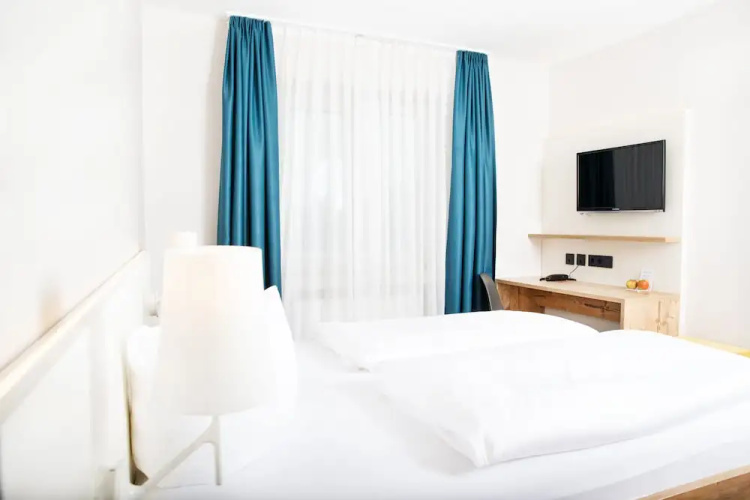 Hotel Rad