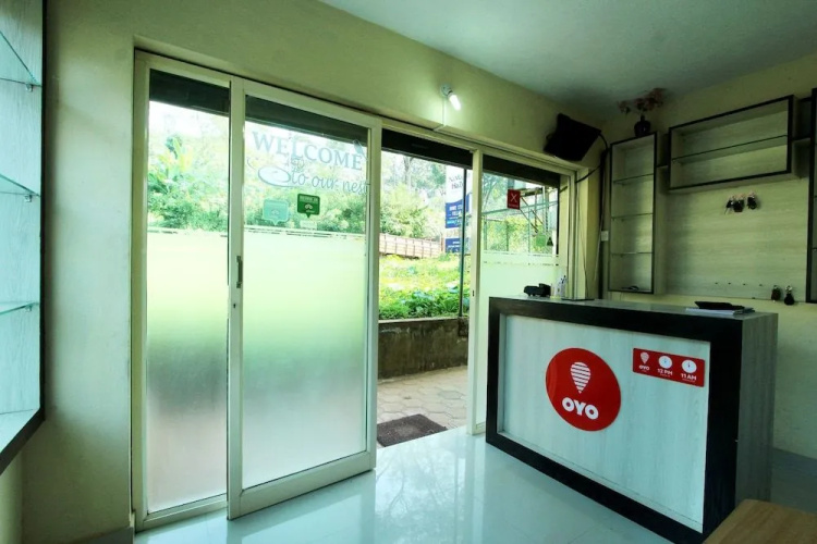 OYO 22514 Live Inn