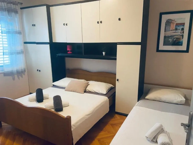 1 Bedroom Apartment with balcony and with view