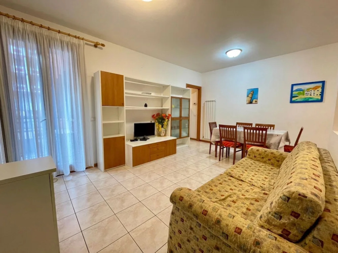 Comfortable Flat With Shared Pool