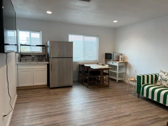 2 Bedrooms Suite
