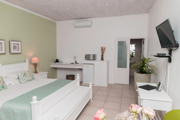 Paternoster Lodge