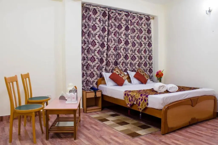 Hotel Renam