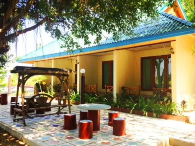 Standard Double room with garden view