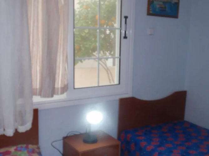 2 Bedrooms Cottage