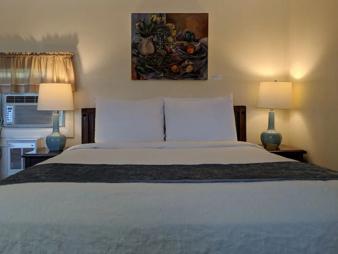 Harwood Hill Motel