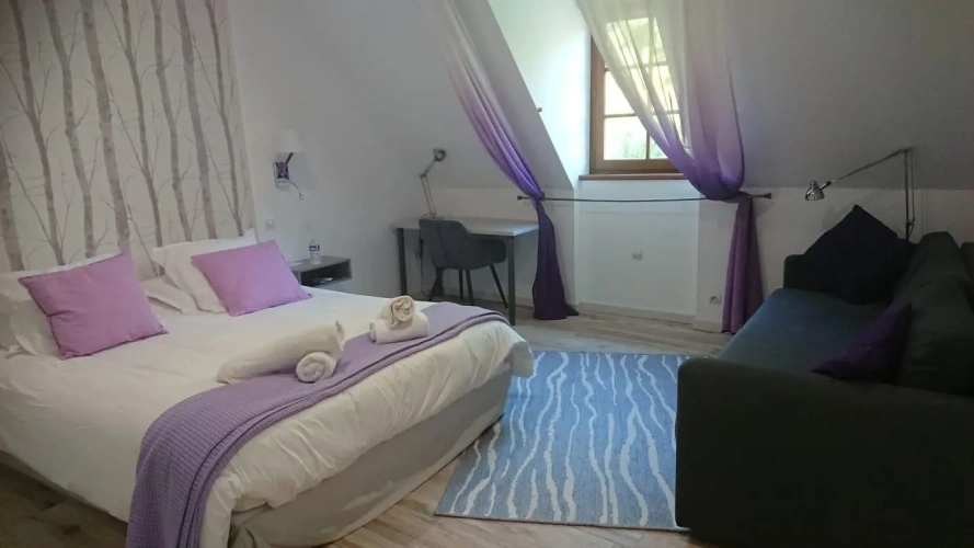 Standard Quadruple room with garden view