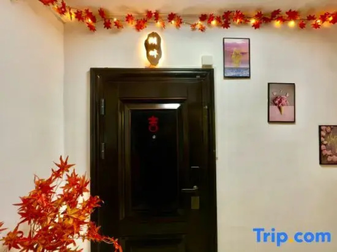 Quiet maple Villa hotel homestay