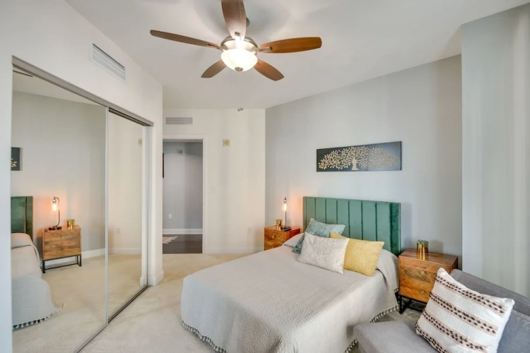 3 Bedrooms Apartment with balcony