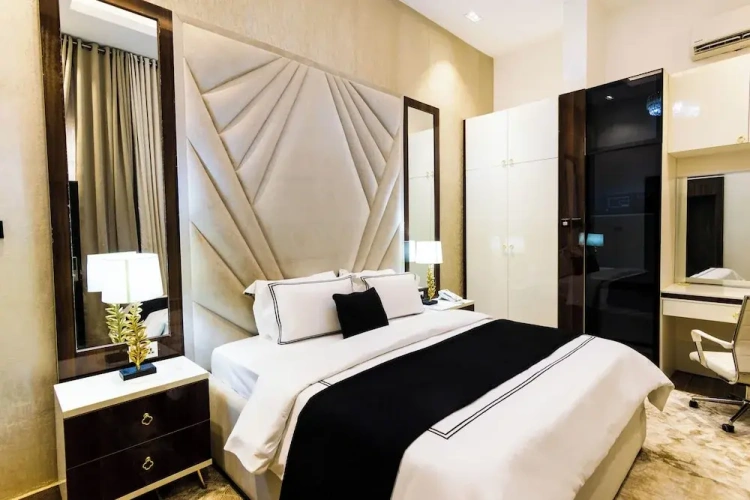 Superior Double room with city view