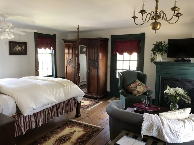 Riverwind Inn Bed and Breakfast
