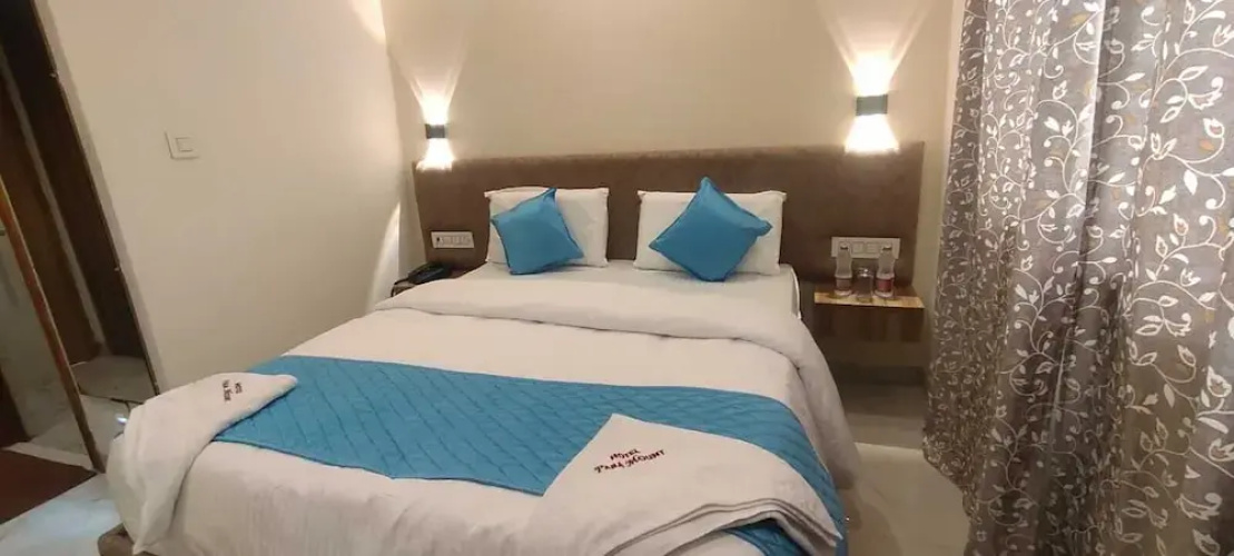 Hotel Paramount