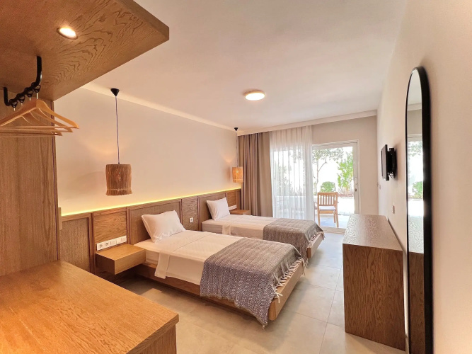 Lavinya Otel