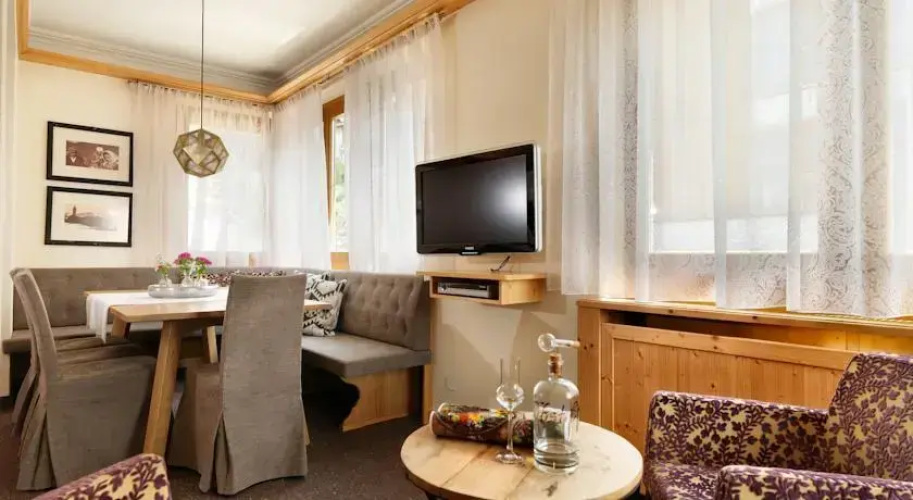 Hotel Garni Alpina