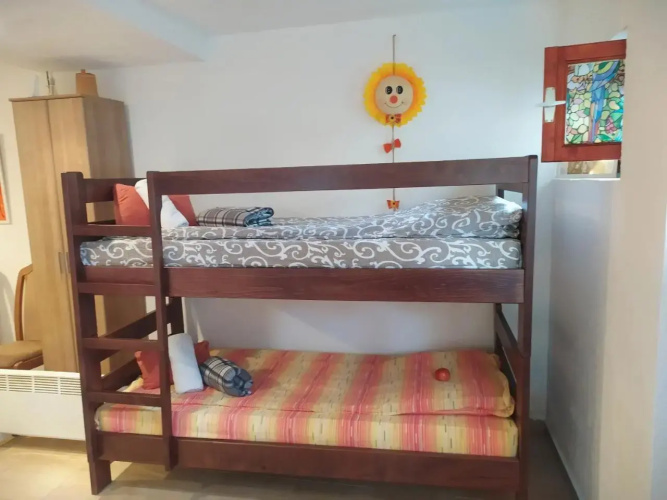 Summit Guest House