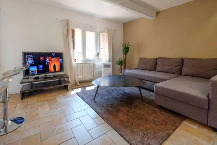 Appartement centre ville St Maxime, plage à pied