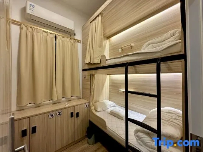 Bed in Dorm (female dorm)