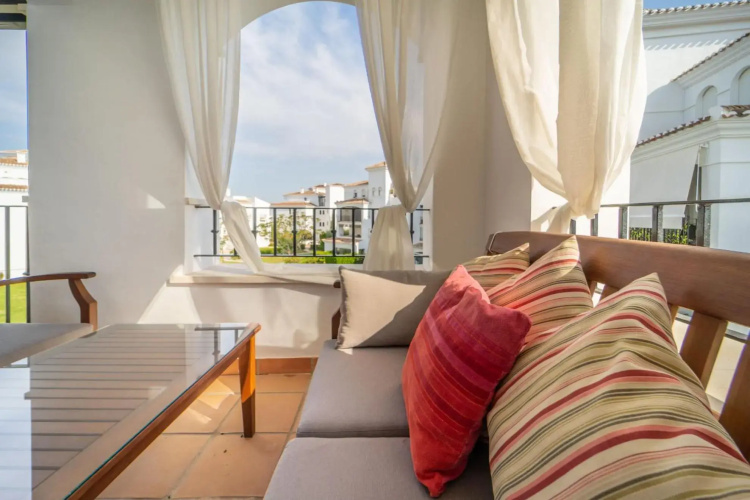 Quiet Two Bedroom Apartment2 - RA2521LT