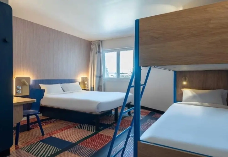 Quadruple room
