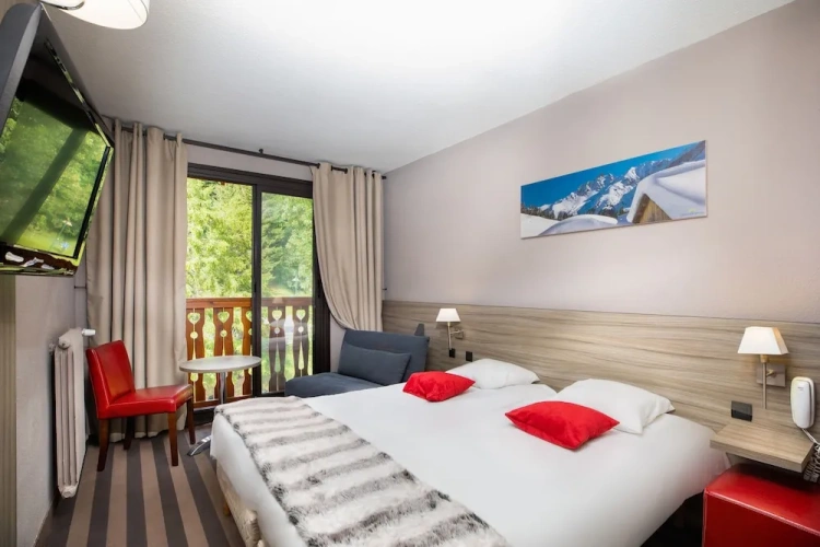 Superior Triple room